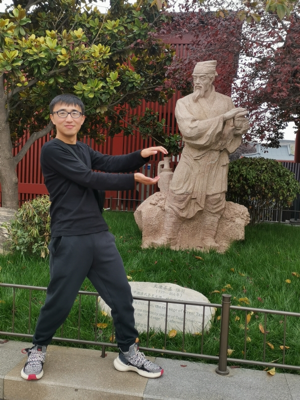蜗牛壳的第一张照片--临沂相亲服务中心
