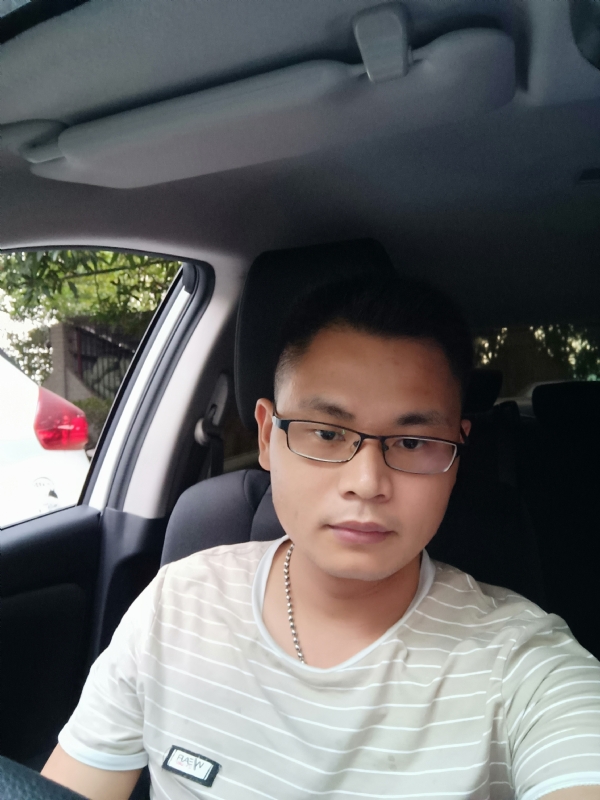 水明的第一张照片--临沂相亲服务中心