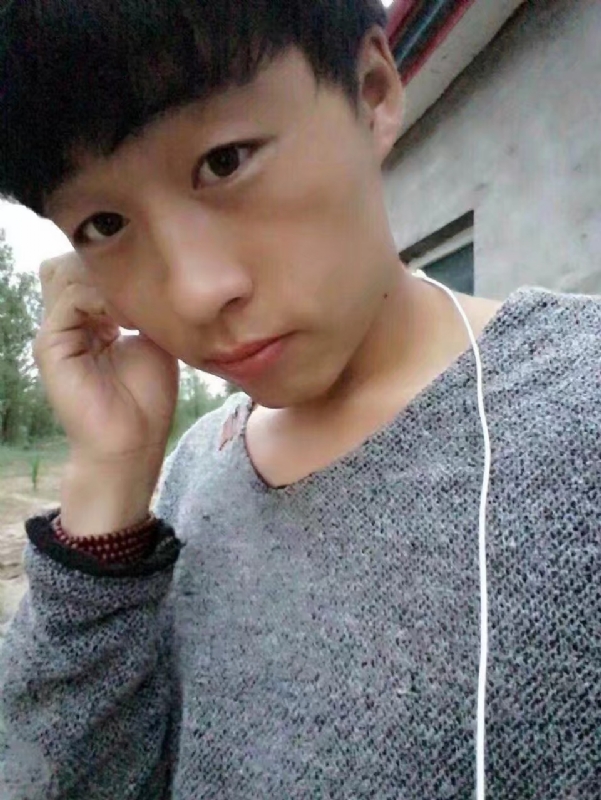 小胡的第一张照片--临沂相亲服务中心