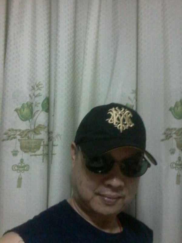 时尚厨男的第一张照片--临沂相亲服务中心