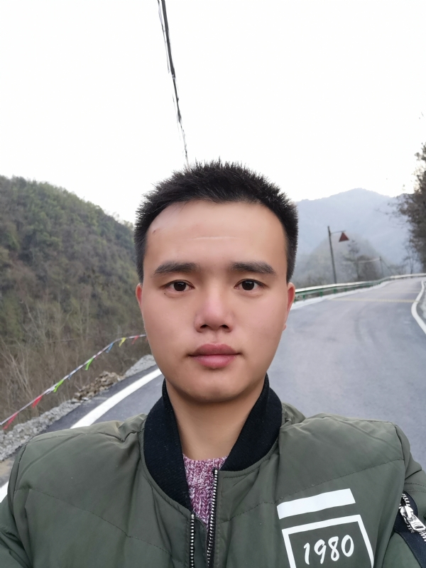 年华零落成诗的第一张照片--临沂相亲服务中心
