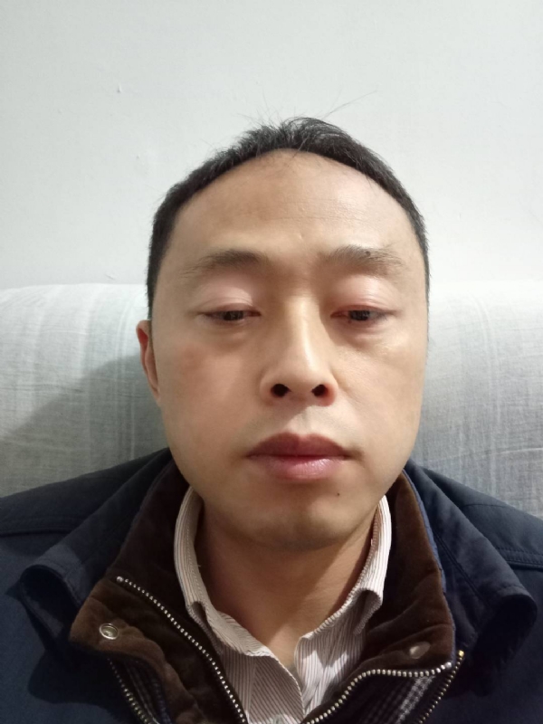 阳光的第一张照片--临沂相亲服务中心
