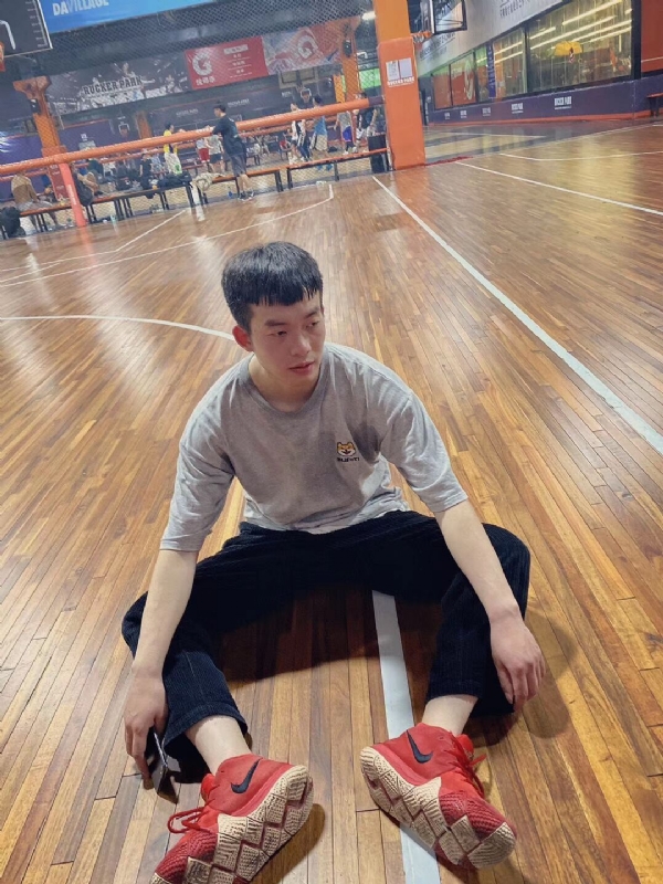 mjjeje的第一张照片--临沂相亲服务中心
