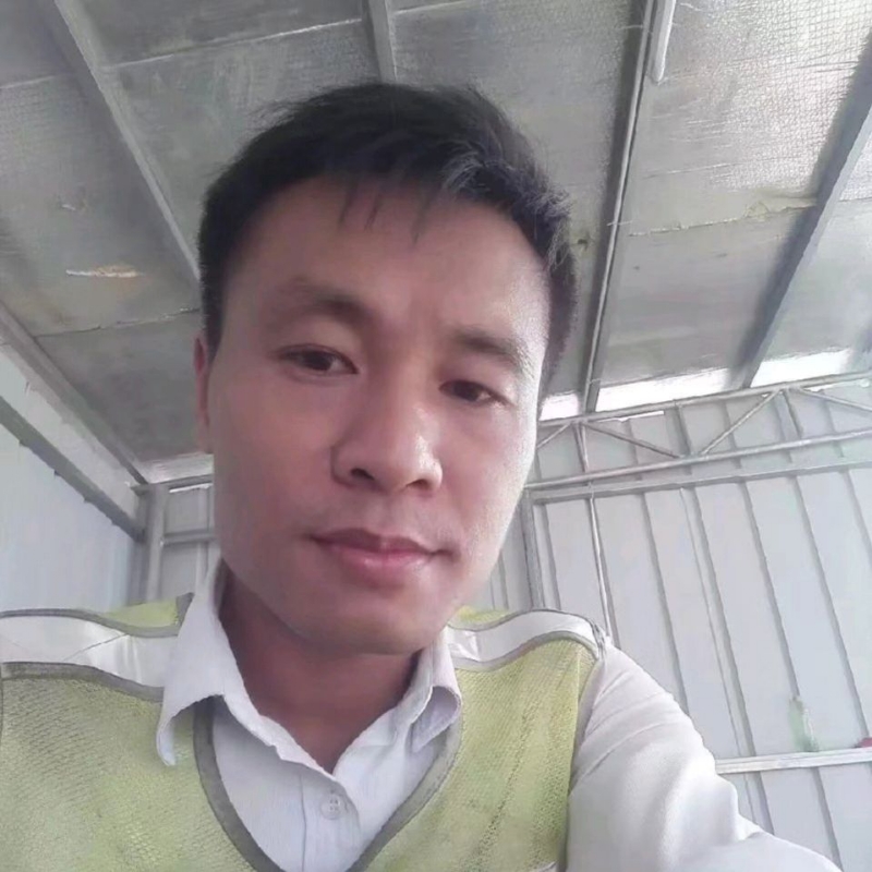 小马哥的第二张照片--临沂相亲服务中心