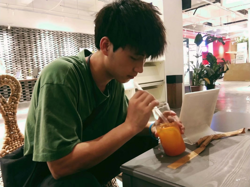 一花一世界的第一张照片--临沂相亲服务中心