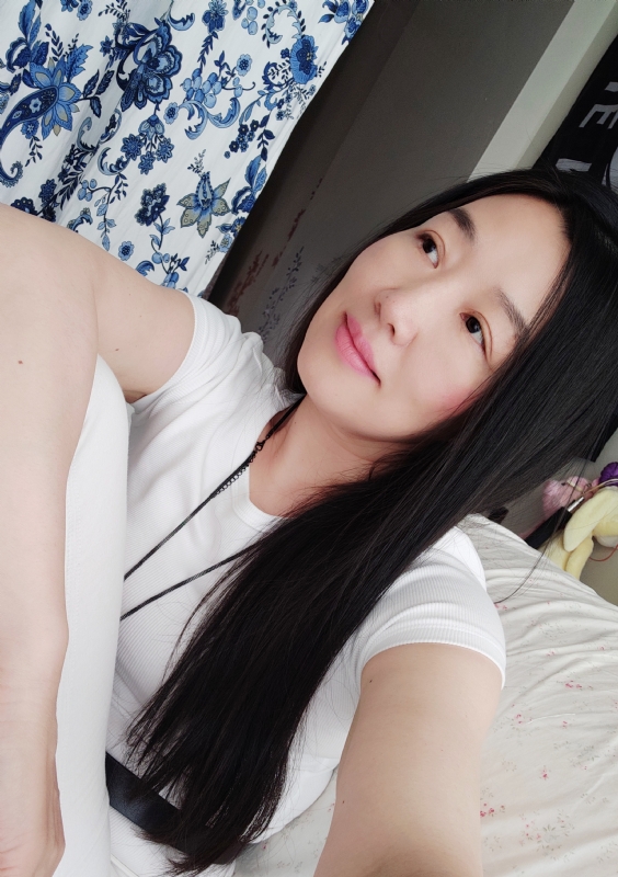 apple的第三张照片--临沂相亲服务中心