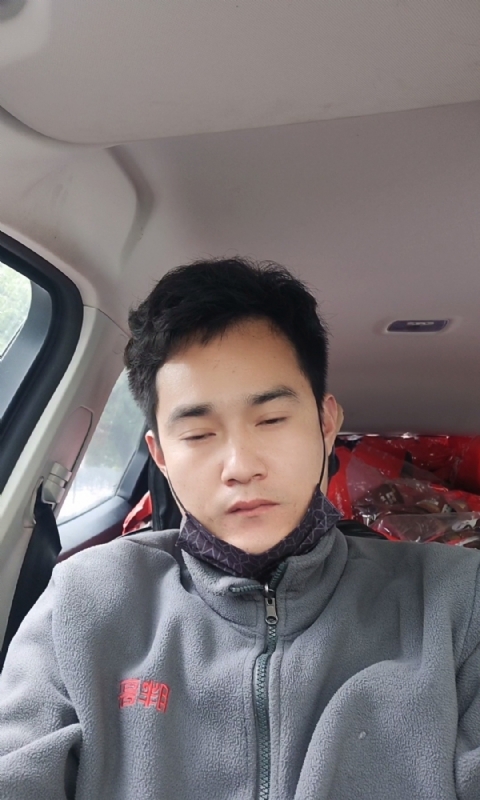 冷锋的第一张照片--临沂相亲服务中心