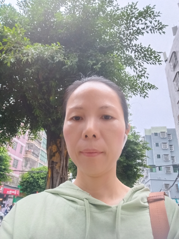 容容的第一张照片--临沂相亲服务中心