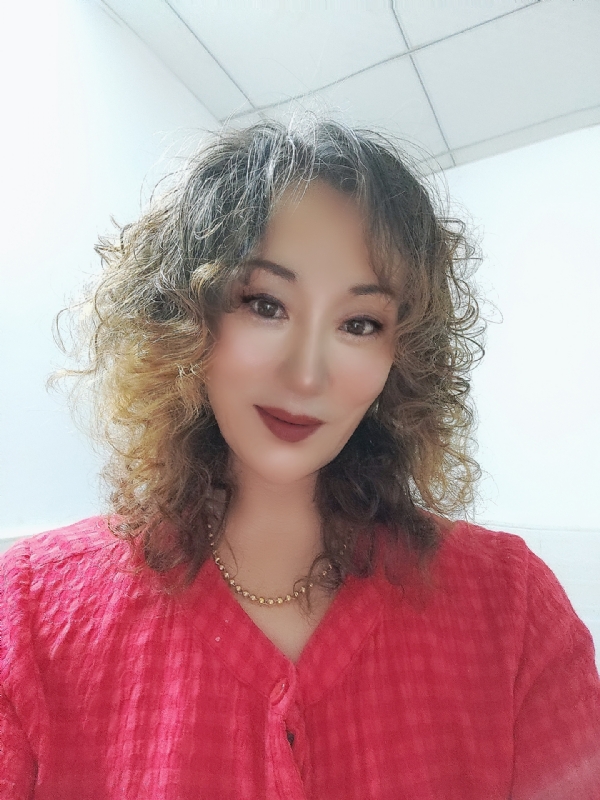 燕子的第一张照片--临沂相亲服务中心