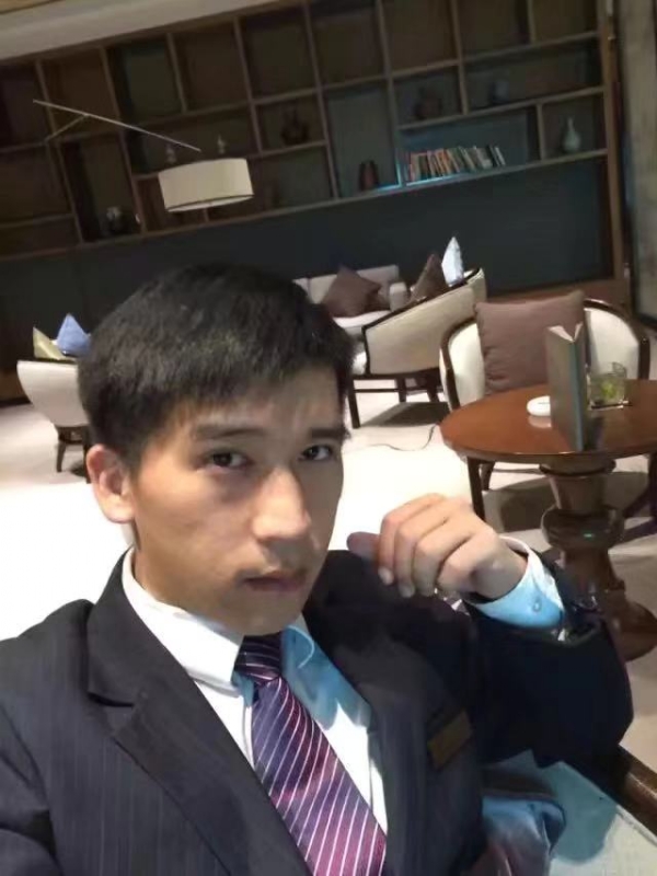 一条孤独的鱼的第二张照片--临沂相亲服务中心