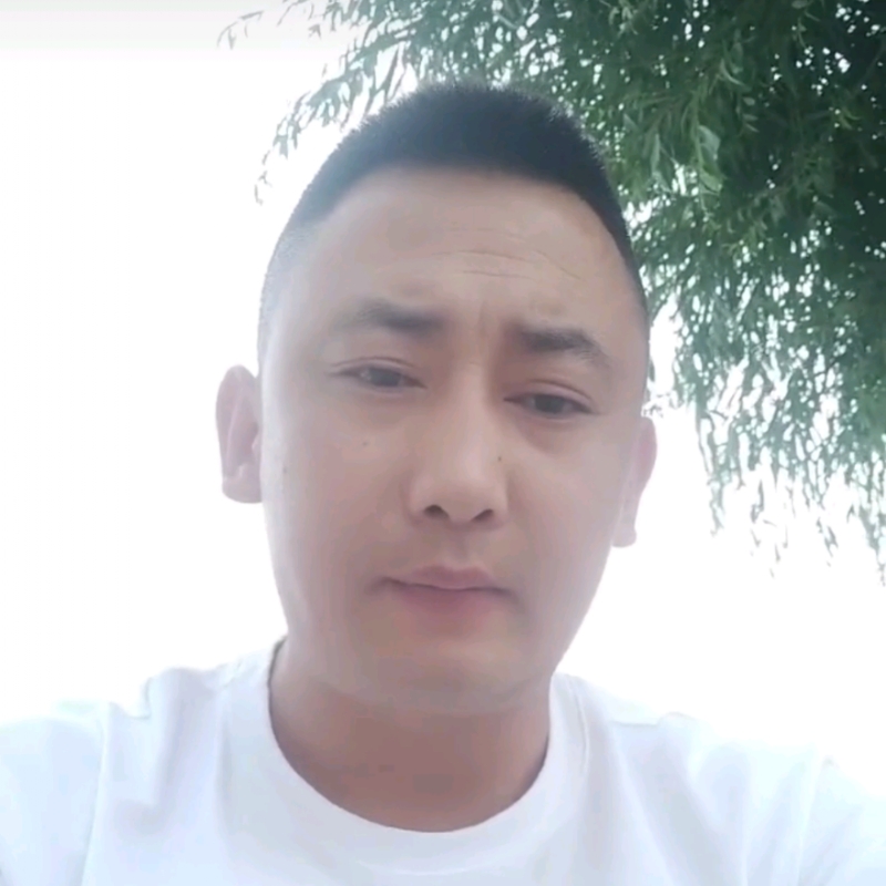 潇洒的第一张照片--临沂相亲服务中心
