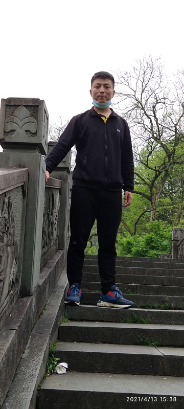 翁的第一张照片--临沂相亲服务中心