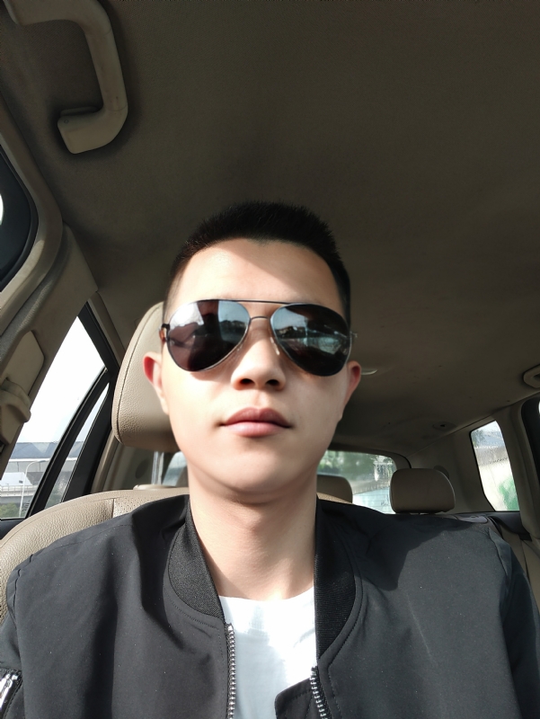 葛先生的第一张照片--临沂相亲服务中心