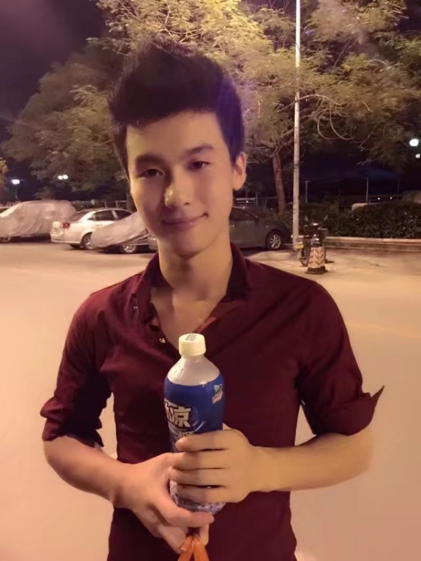 皮特王的第三张照片--临沂相亲服务中心