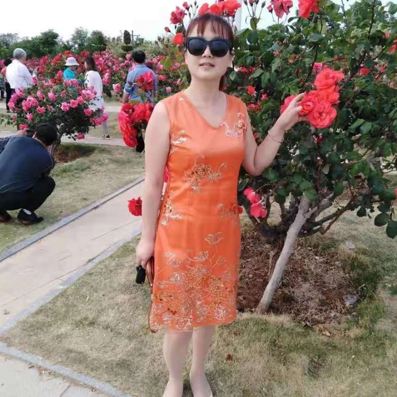 yunerfei的第一张照片--临沂相亲服务中心