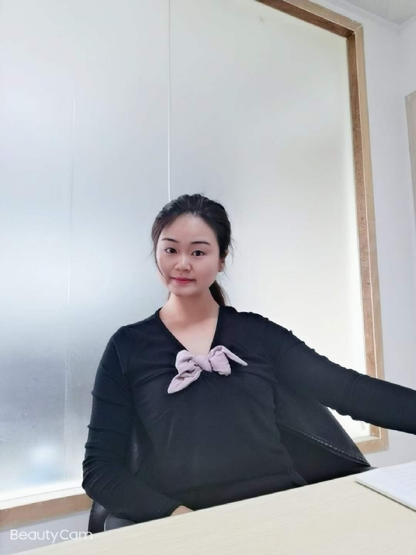 美美在深的第一张照片--临沂相亲服务中心