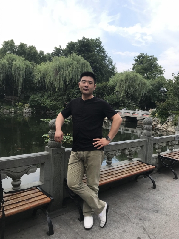 未来可期的第一张照片--临沂相亲服务中心