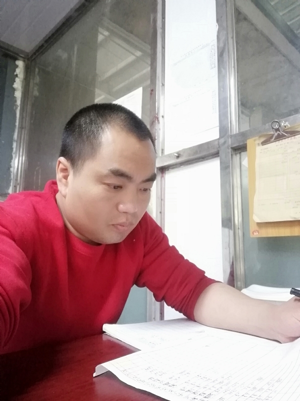 小吴的第一张照片--临沂相亲服务中心