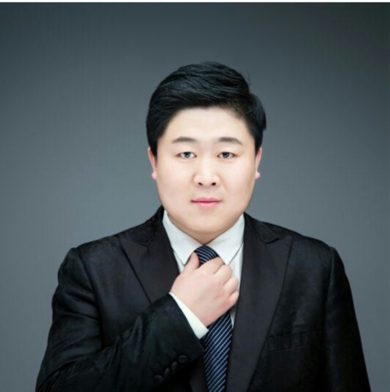 迷途小书童的第一张照片--临沂相亲服务中心
