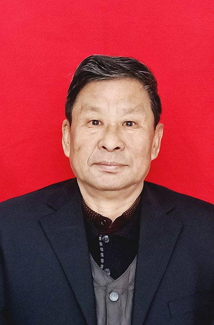 教授的第一张照片--临沂相亲服务中心