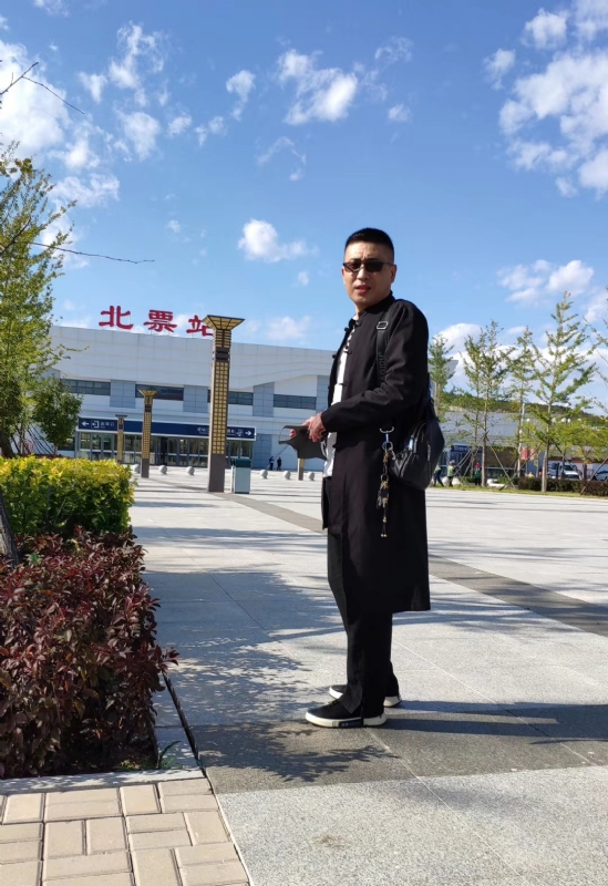 仟佰渡的第一张照片--临沂相亲服务中心