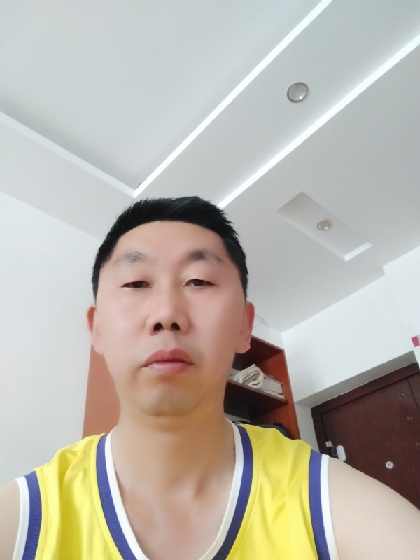 写尽半生纸上酸的第一张照片--临沂相亲服务中心