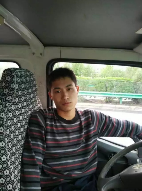 桦树林的第一张照片--临沂相亲服务中心