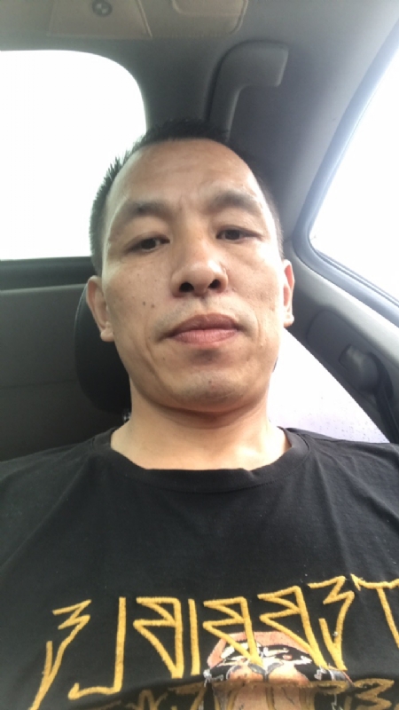 迷茫的第一张照片--临沂相亲服务中心