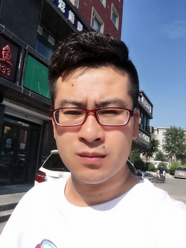 AA首席的第一张照片--临沂相亲服务中心