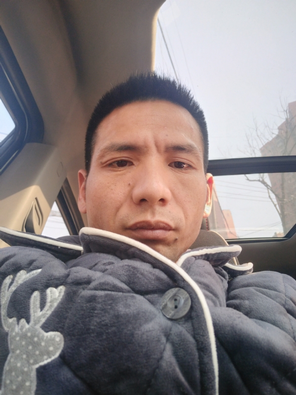青春不长在的第一张照片--临沂相亲服务中心