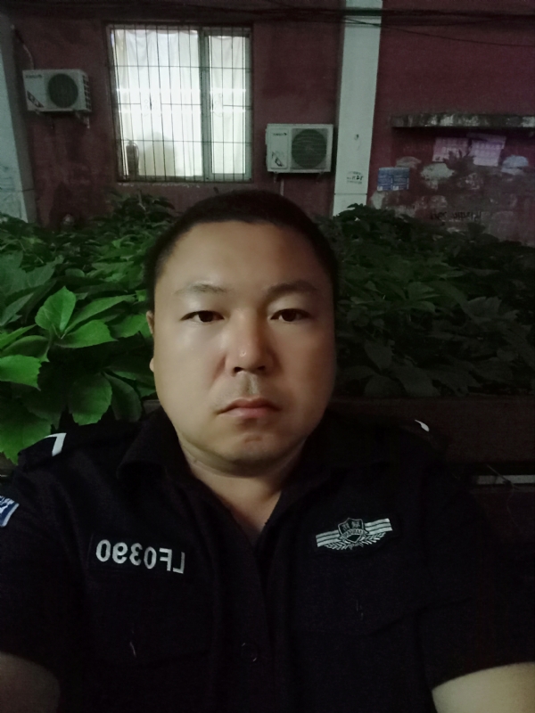 冯宇的第一张照片--临沂相亲服务中心