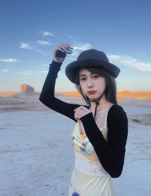 英姐的第一张照片--临沂相亲服务中心
