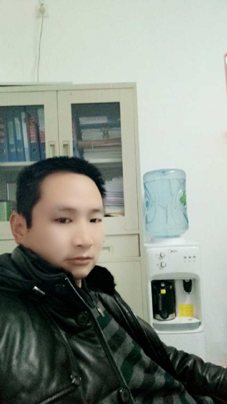 蓝色棒棒糖的第一张照片--临沂相亲服务中心