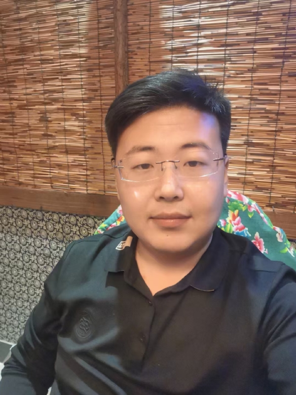 刘先生的第一张照片--临沂相亲服务中心