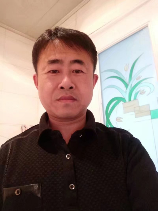 坦率的第一张照片--临沂相亲服务中心