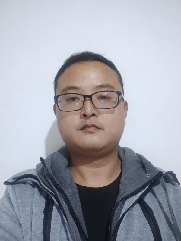 爱在一瞬间的第一张照片--临沂相亲服务中心