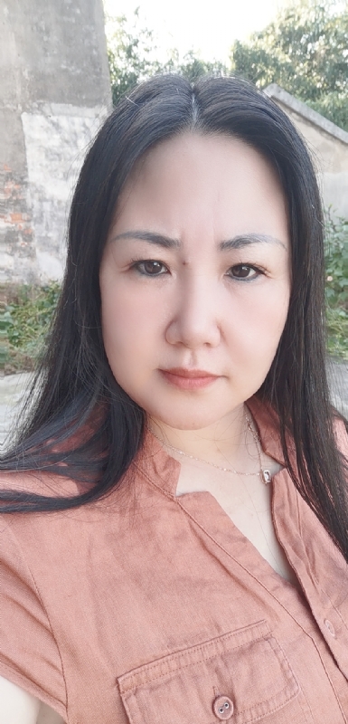 乖乖一女的第一张照片--临沂相亲服务中心
