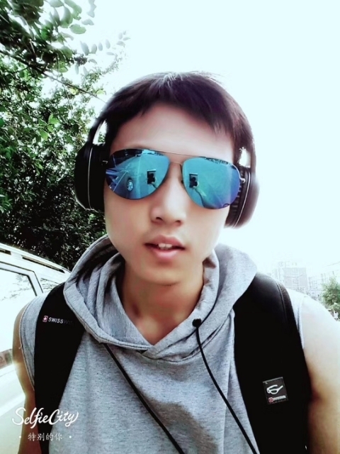 失意的人的第一张照片--临沂相亲服务中心