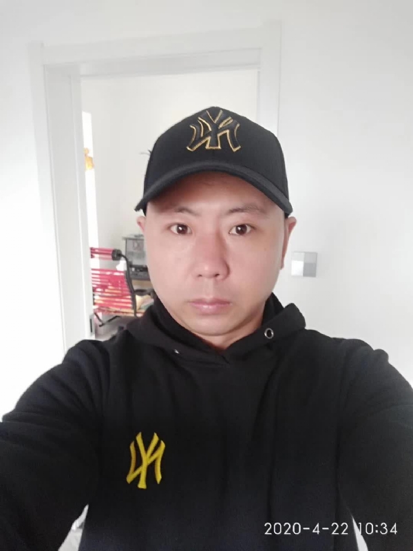 风起的第一张照片--临沂相亲服务中心