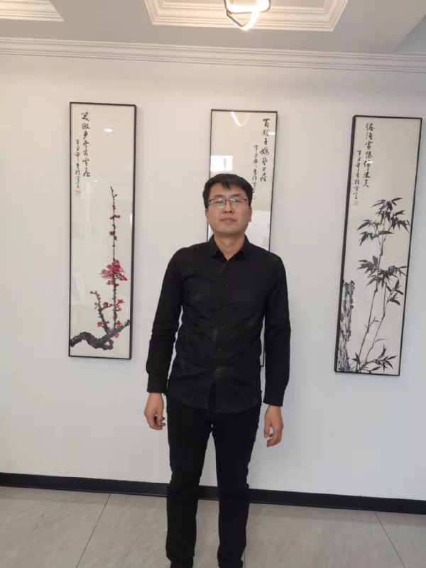 情义比天高的第一张照片--临沂相亲服务中心