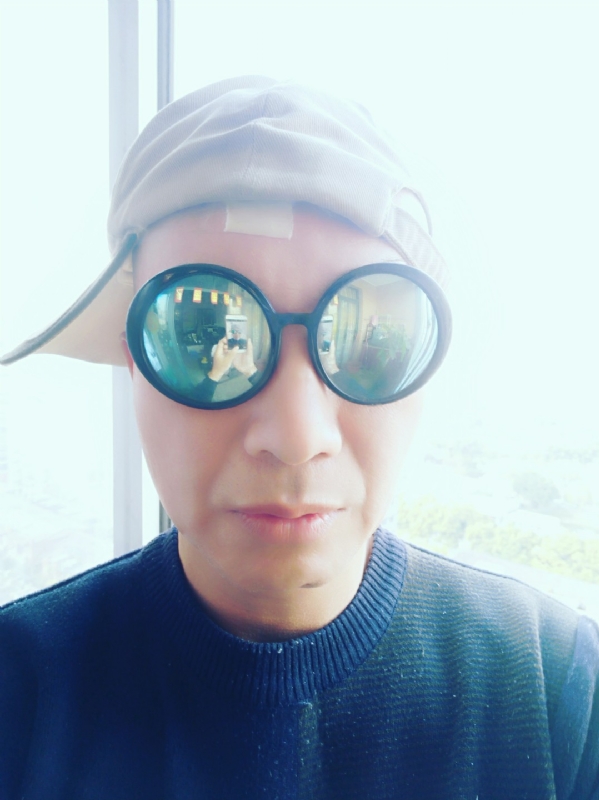 南方龙的第二张照片--临沂相亲服务中心