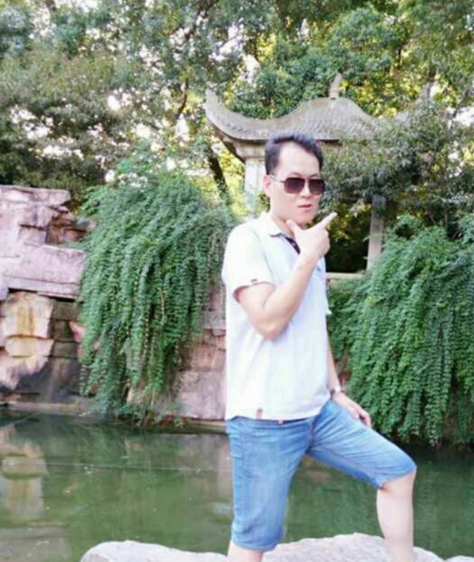 随缘的第一张照片--临沂相亲服务中心