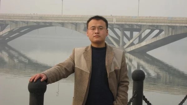 云中望月的第一张照片--临沂相亲服务中心
