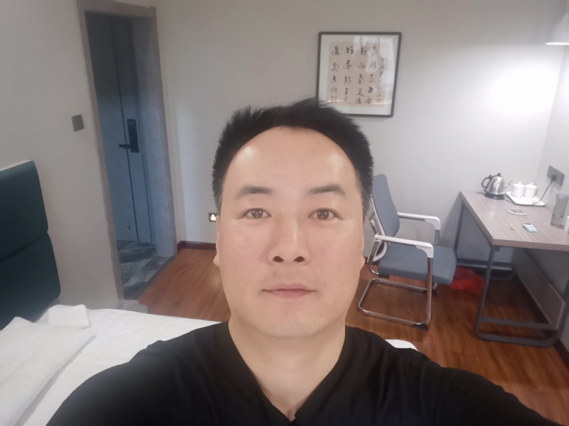 莫待花落空折枝的第一张照片--临沂相亲服务中心