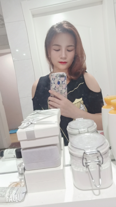 刘莲酥的第四张照片--临沂相亲服务中心