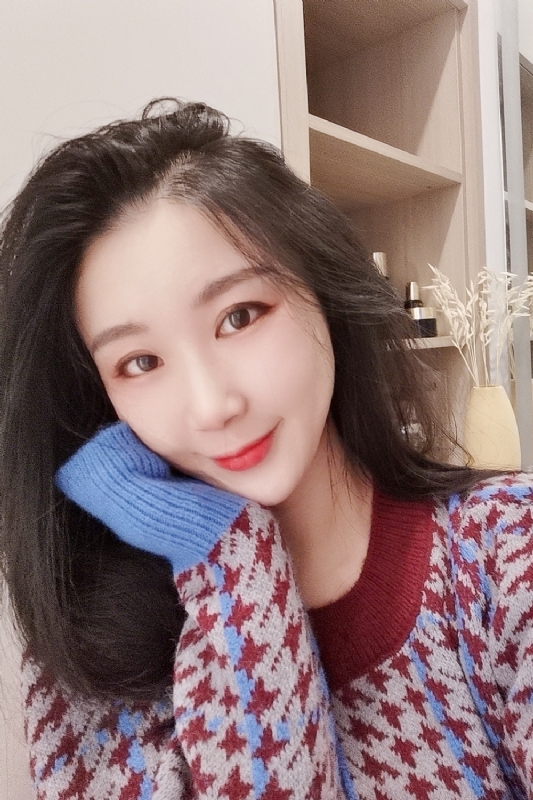 smile的第三张照片--临沂相亲服务中心