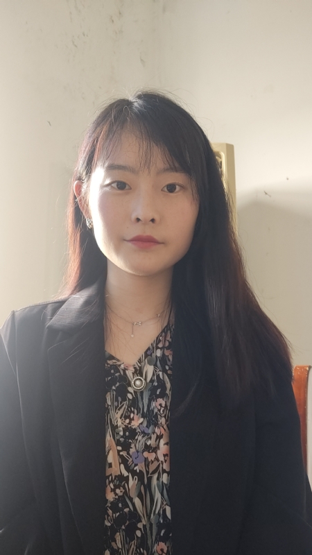 啾啾儿的第一张照片--临沂相亲服务中心