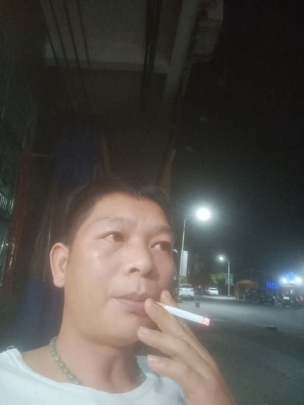 善解人意的第一张照片--临沂相亲服务中心