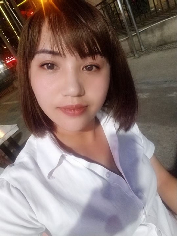 CC的第二张照片--临沂相亲服务中心