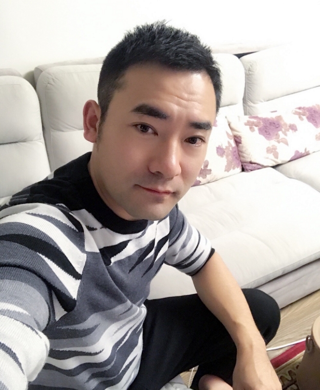 随风的第一张照片--临沂相亲服务中心